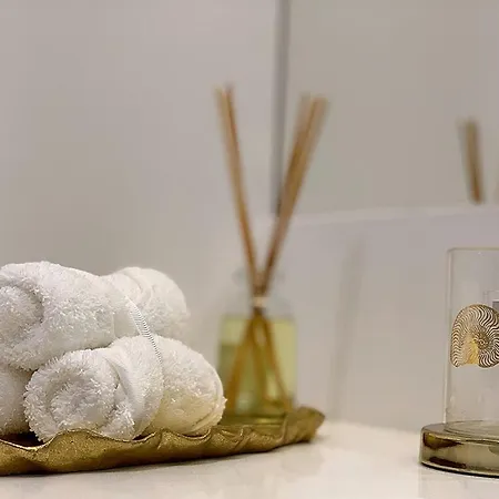 Avenida Loft- By Onartstays Appartement