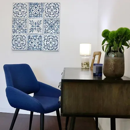Avenida Loft- By Onartstays Cascaes