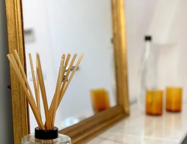 Avenida Loft- By Onartstays