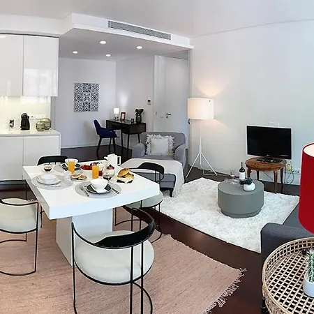 Avenida Loft- By Onartstays Apartment